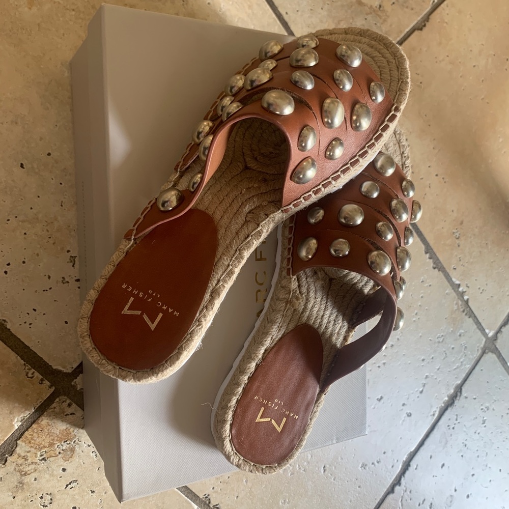 NIP Marc Fisher sandals. Women size 7M - Picture 3 of 3